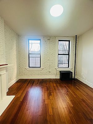 4th image of 247 W 11th St APT 6