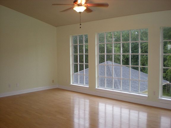 upstairs bonus room