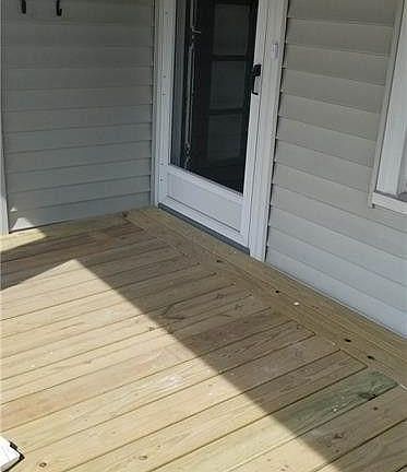3rd image of 2023 Chesterland Ave #1