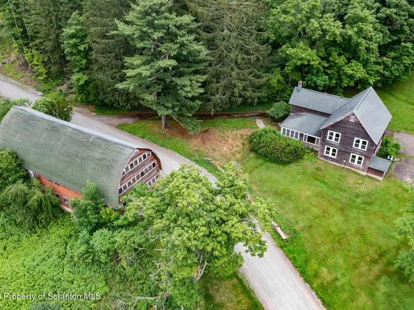 1942 Hess Rd, Montrose, PA 18801