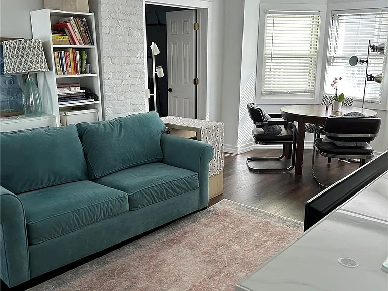 29 Dale Ave — Photo 3