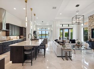 9137 Leon Cir E, Pompano Beach, FL 33076
