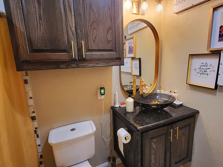 8609 Jennie Lee Ln — Photo 11