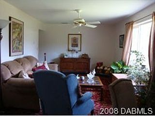 3rd image of 328 Boylston Ave