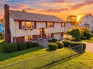 2 Wolcott Rd, Saugus, MA 01906