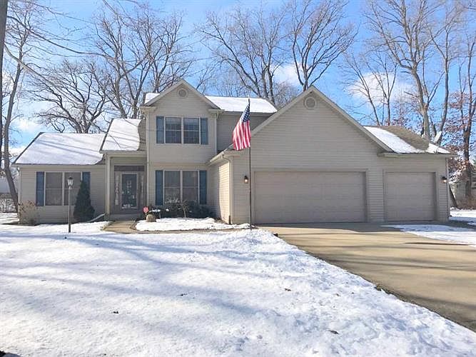 1st image of 52305 Wood Haven Ct