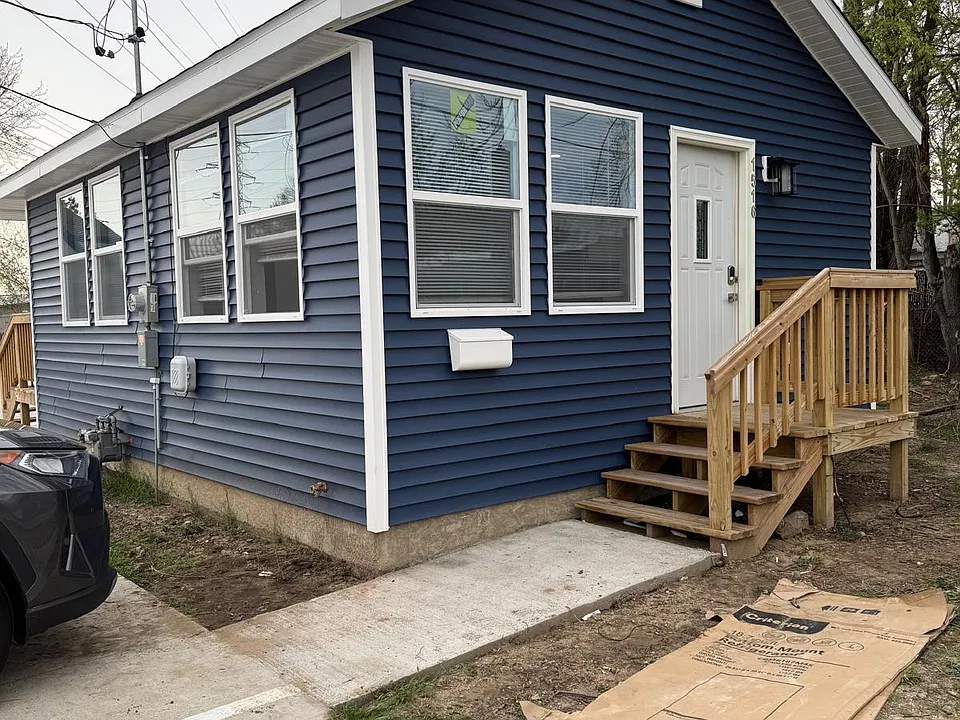 1516 Godfrey Ave SW