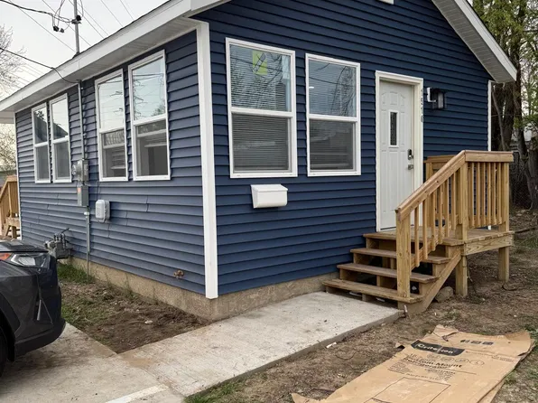 1516 Godfrey Ave SW, Wyoming, MI 49509