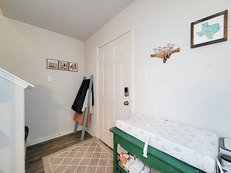 111 Avalon Dr — Photo 15