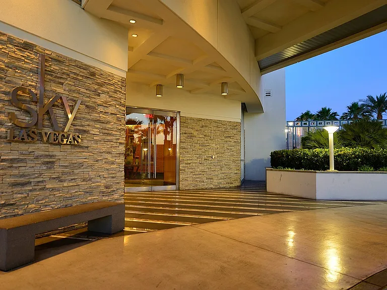 2700 Las Vegas Blvd S #2107 — Photo 13