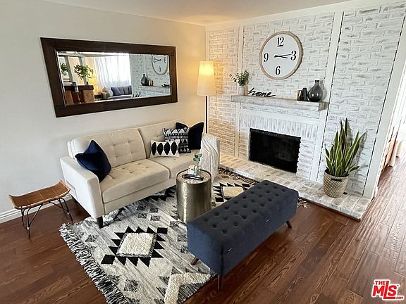3rd image of 15612 Gaymont Dr