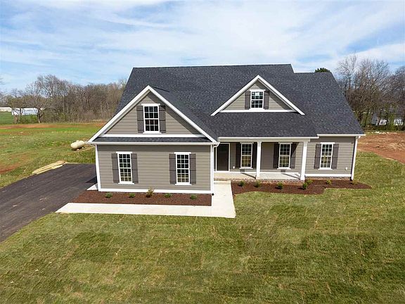 2nd image of 786 Emma Ln