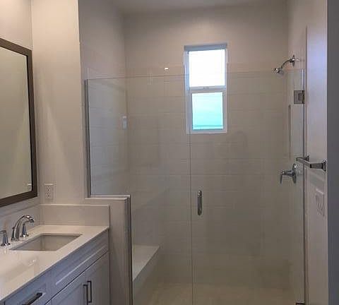 MASTER SHOWER