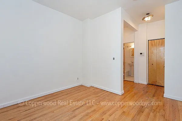 Rented by Copperwood Real Estate | media 14