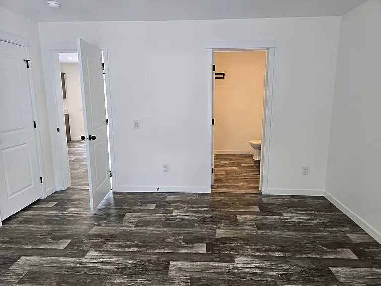37 Van Dyck St — Photo 16