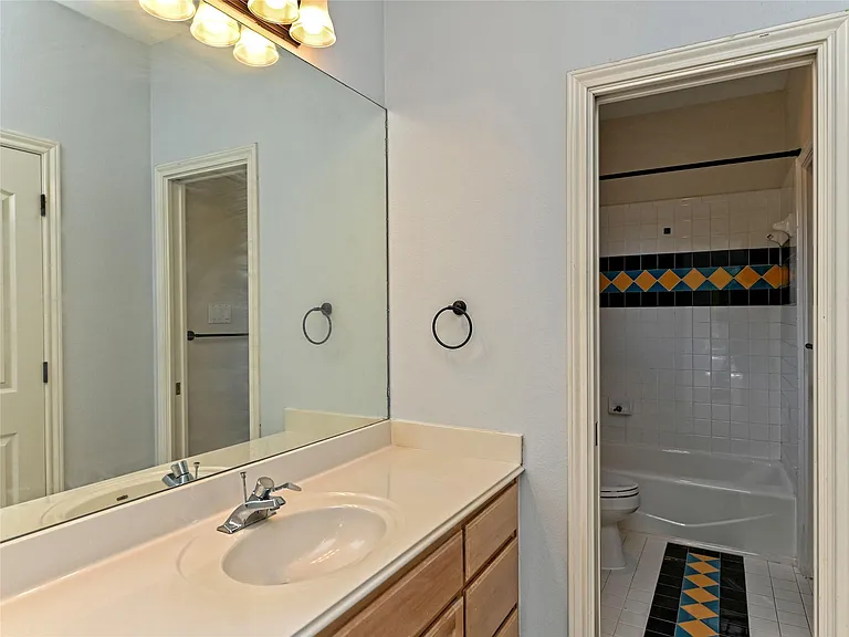 104 Acapulco Ct — Photo 7
