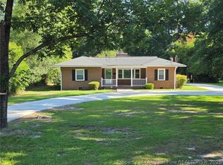 216 Country Club Dr, Fayetteville, NC 28301