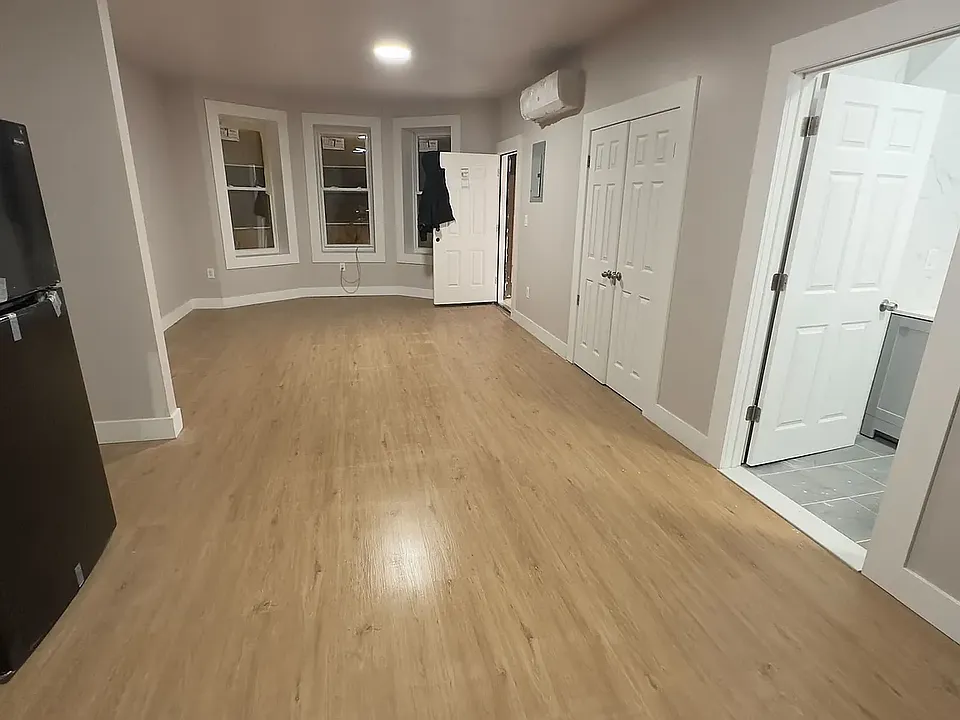 3612 Bronx Blvd #4A