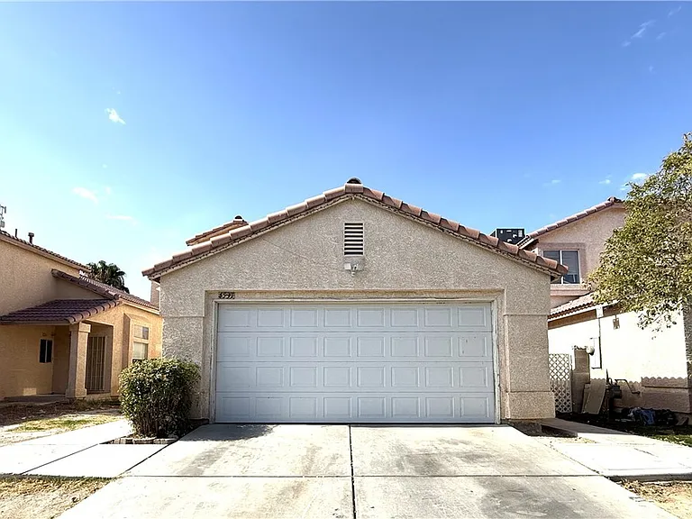 4537 Fireside Ln — Photo 1