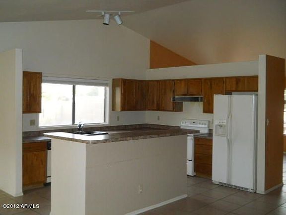 3rd image of 5420 E Greenway St