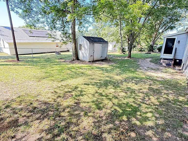 3 Clay St — Photo 15