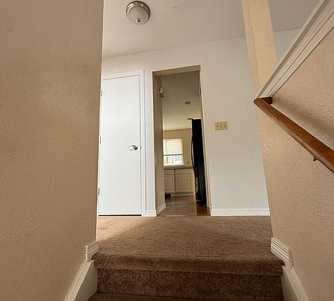 5th image of 30052 Spruce Rd