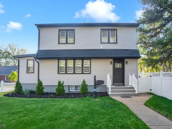 266 Elm Ave, Teaneck Twp., NJ 07666