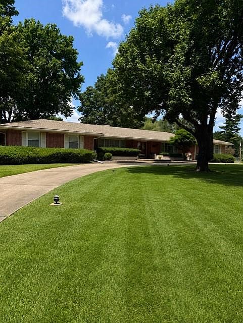1st image of 10120 Wenonga Ln