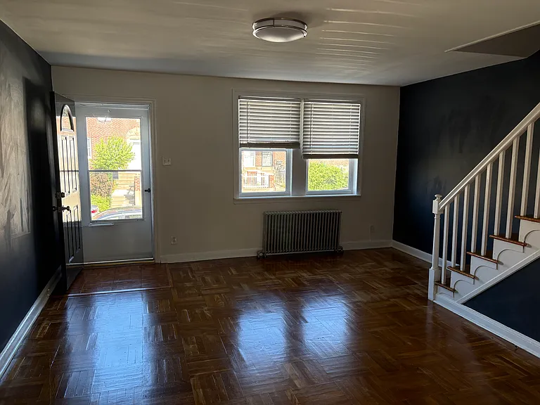 6835 Souder St — Photo 2