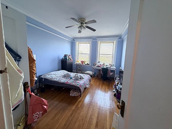 4th image of 461 Commonwealth Ave #72