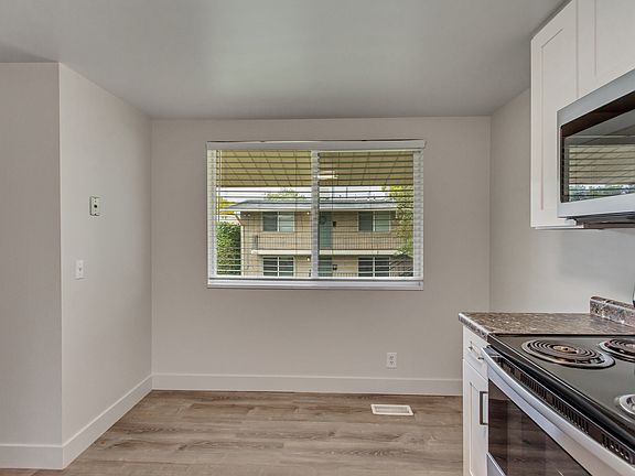 5th image of 2103 E 3300 S APT F