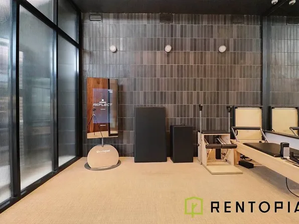 1010 Pacific Street image 13 of 28