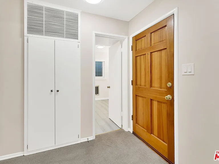 115 Marguerita Ave #C — Photo 16