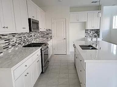 4th image of 3461 Cantor Dr