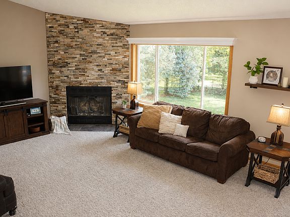 5th image of 14044 Gadwall Ln