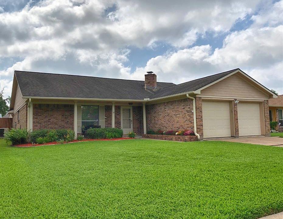 1st image of 3715 Sweetbriar Dr