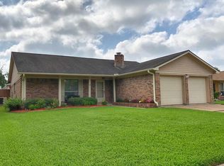 3715 Sweetbriar Dr, Pasadena, TX 77505