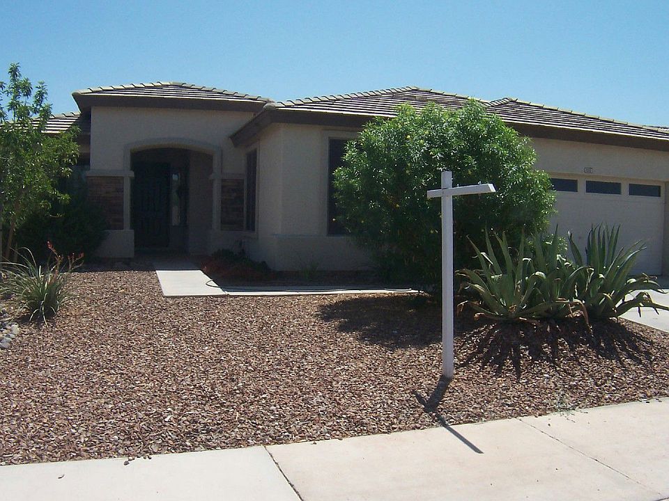 Easy to Maintain Yard