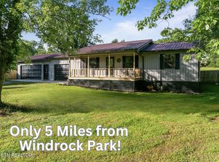 151 Pond Rd, Oliver Springs, TN 37840