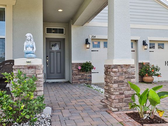 5th image of 204 Venetian Palms Blvd