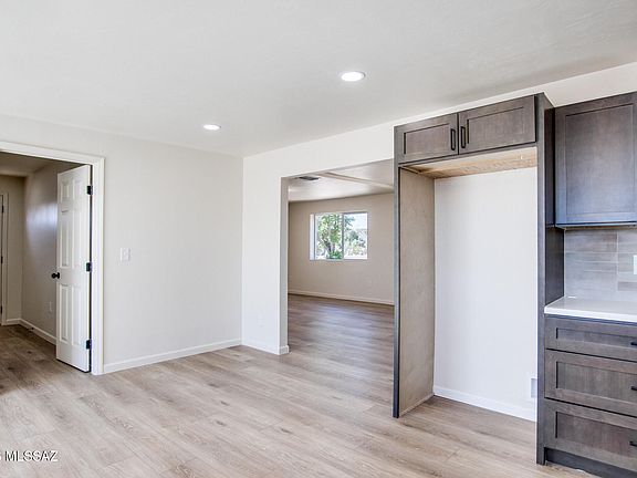 4th image of 6331 S Cardinal Ave