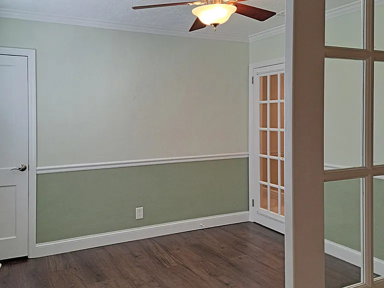 Home Office - French door on right to Hallway (Could be a 3rd Bedroom)