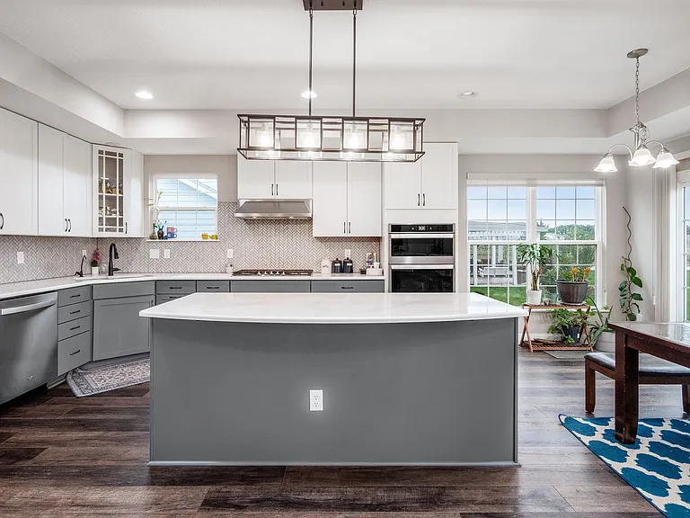 3793 Pyke Dr — Photo 46