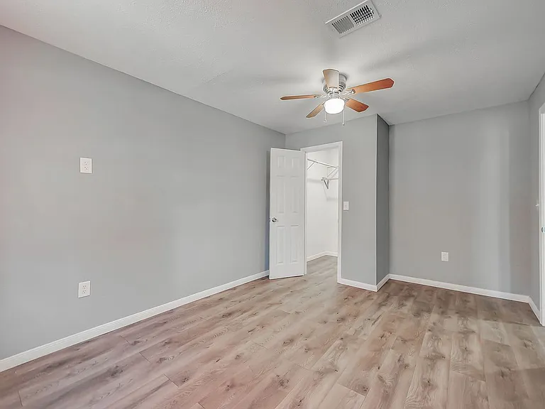 6823 Goforth St — Photo 25