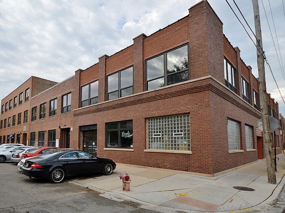 5th image of 1806 W Cuyler Ave APT 3F