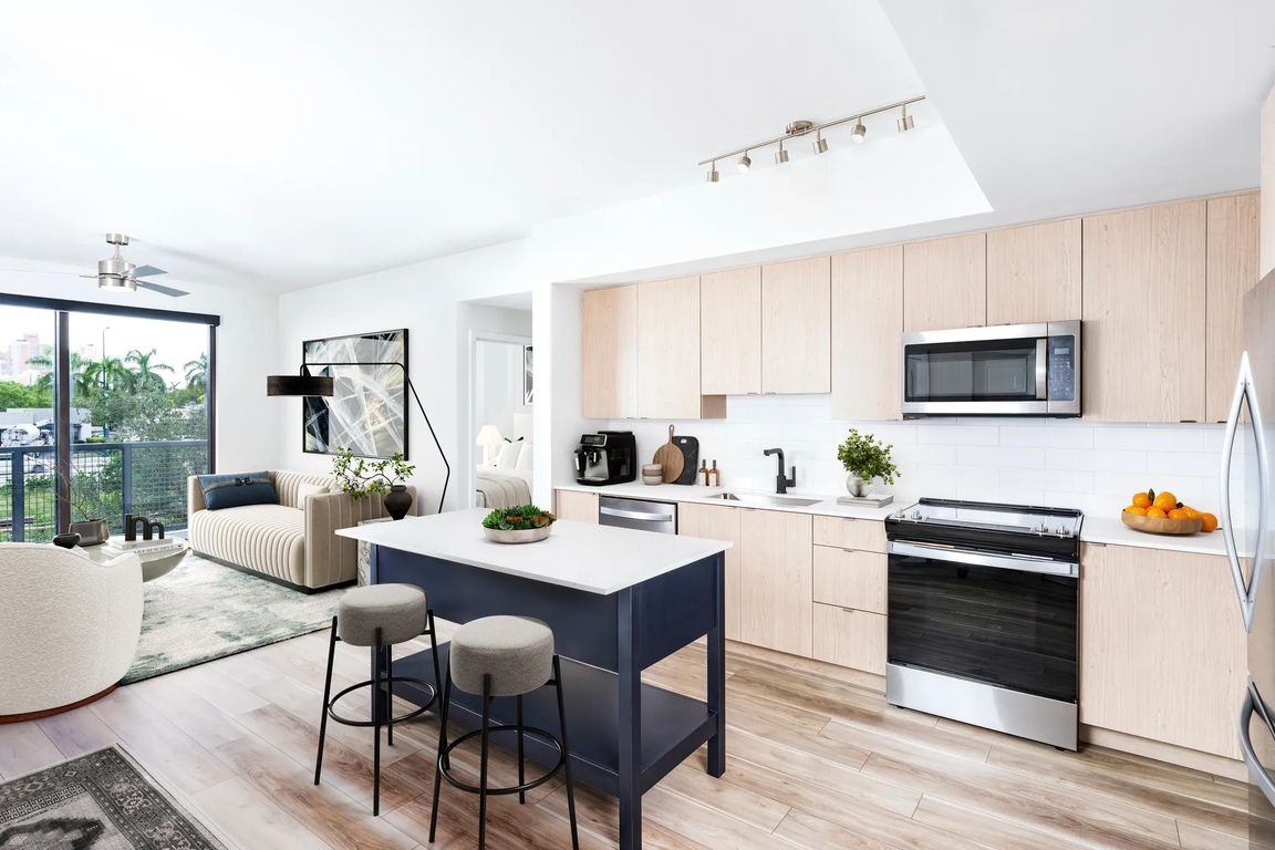 Stylish kitchens at Modera Aventura feature sleek finishes and open layouts perfect for everyday living.