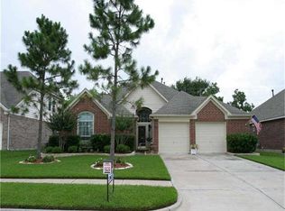 4434 Grove Park Dr, League City, TX 77573