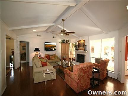 Family Room toward Bedrooms