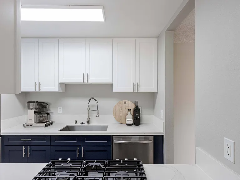 Patterson Place — Photo 1