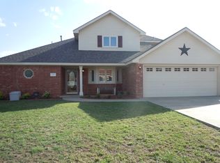 5 Navajo Trl, Ransom Canyon, TX 79366